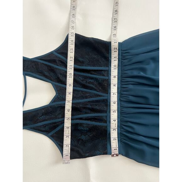 BCBGeneration Laced Teal Sleeveless Formal Dress‎ Size 4 Prom Grunge Regency - Picture 6 of 7